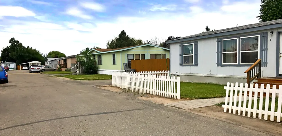 Hampton Park Manufactured Home Community (1)