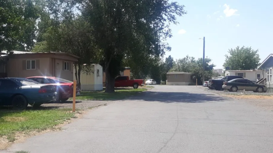 Majestic Meadows Mobile Home Park (2)