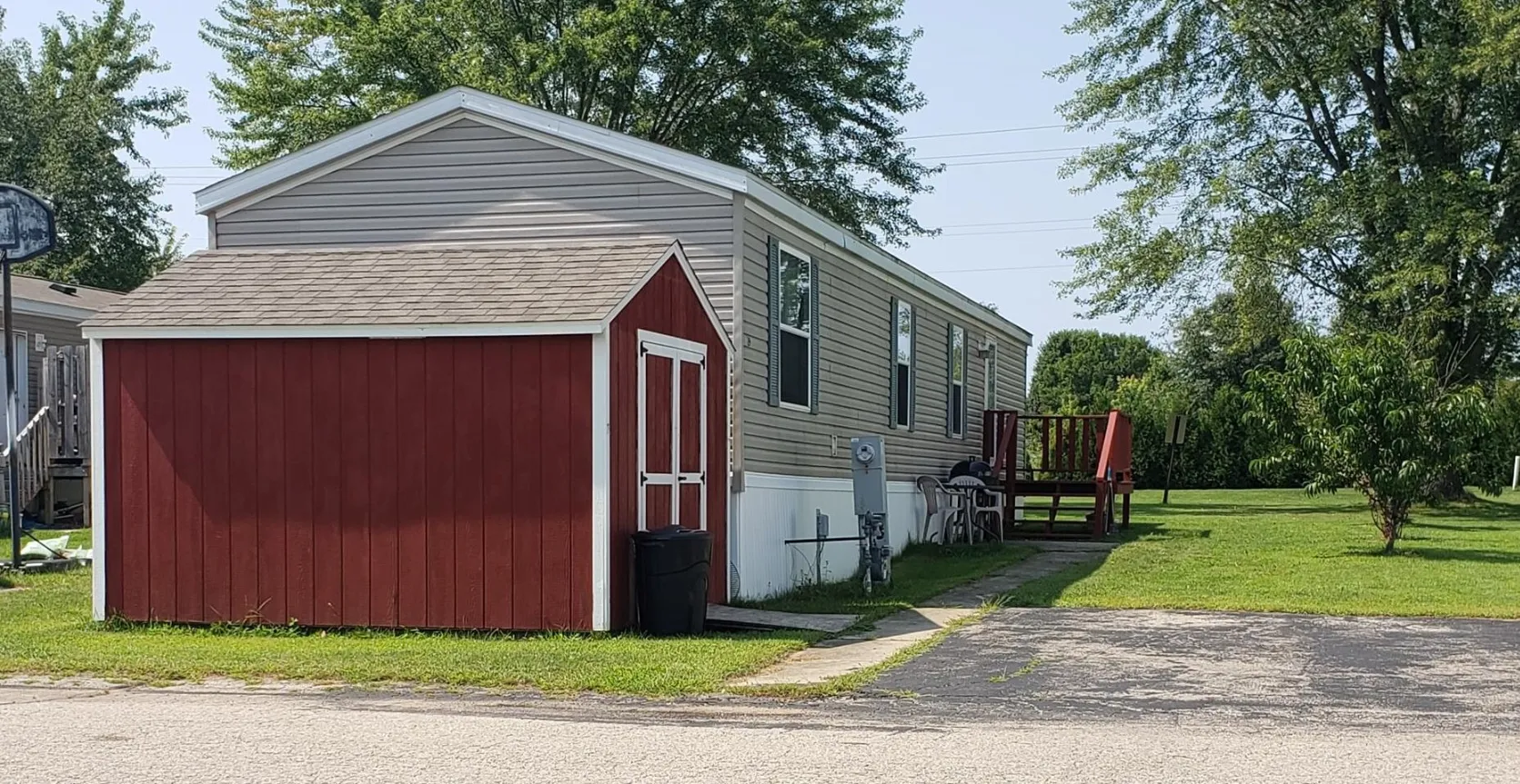 Oconto Falls MHP Manufactured Home Community (2)