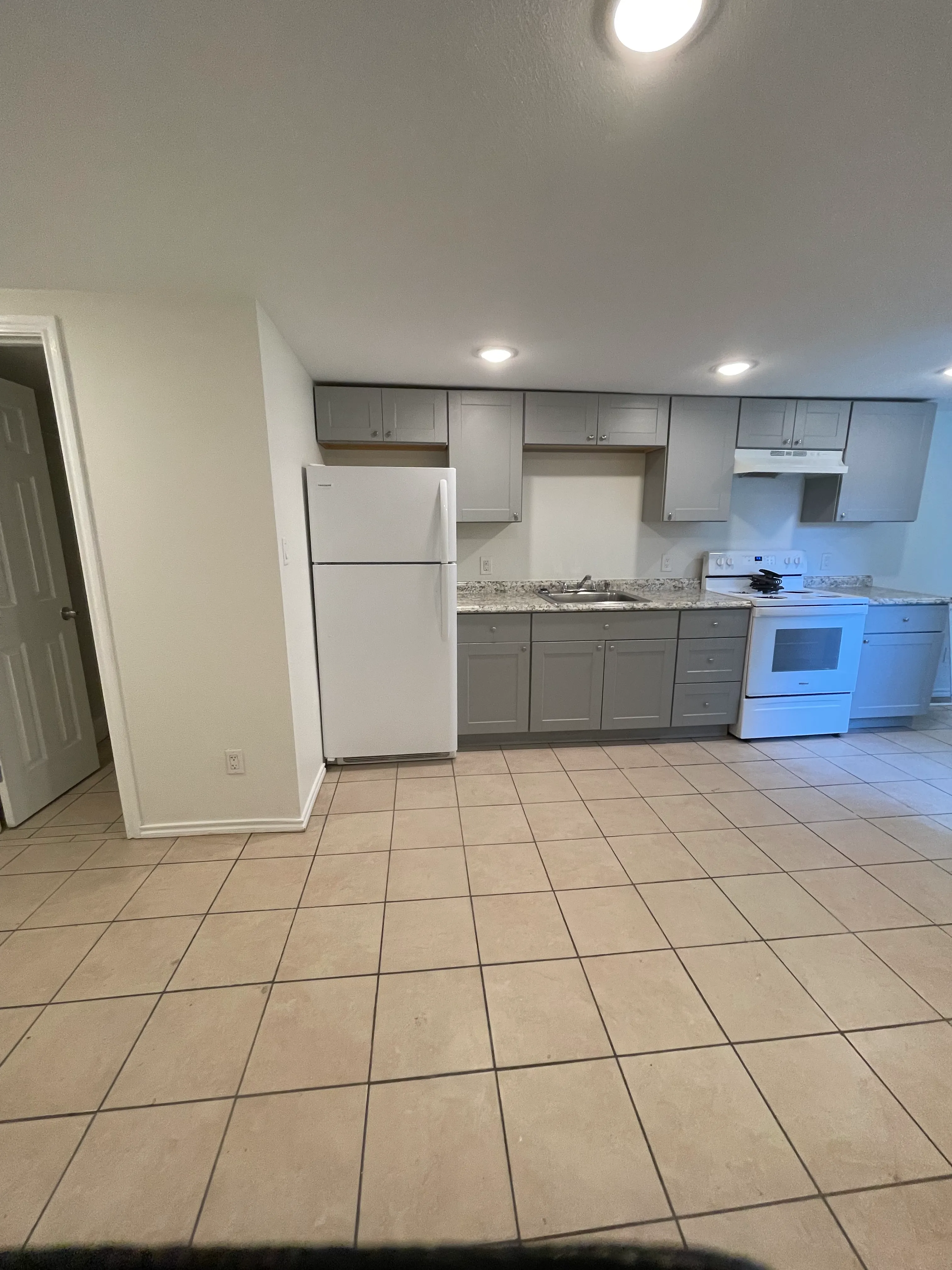 Regional Estates APT24C (5)