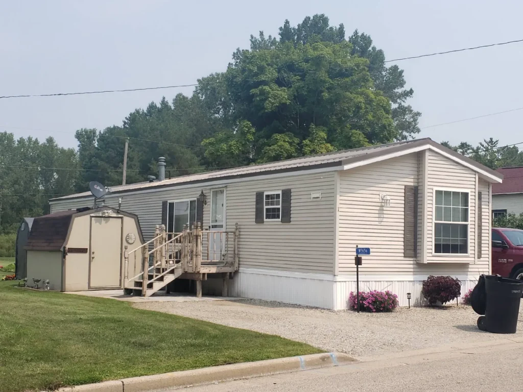 sale, manufactured, NicholsMHPManufacturedHomeCommunitywebp, Endeavor Communities, homes for rent, community