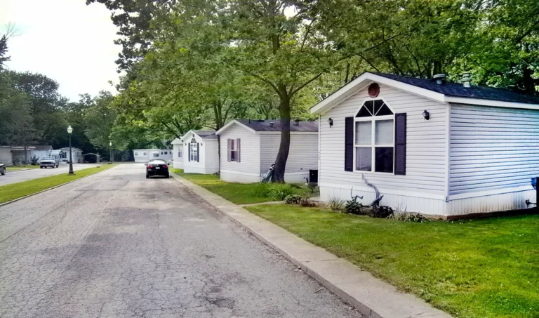 rent, mobile, home, TuckawayVillagewebp, manufactured homes, Endeavor Communities