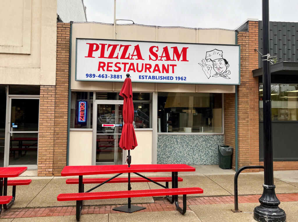 manufactured homes, pizza, sale, homes for rent, rent, community